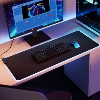 HYTE CNVS Intense Play Mat qRGB Gaming Mousepad