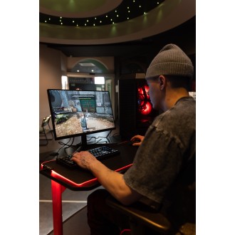 Gaming Računalo Respawn X Thermaltake (Ryzen 5 9600X, RX 9060 XT, 16GB)