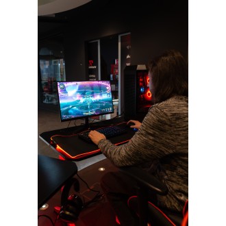 Gaming Računalo Respawn X Thermaltake (Ryzen 5 9600X, RX 9060 XT, 16GB)