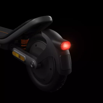 Xiaomi Electric Scooter 6 - Električni romobil