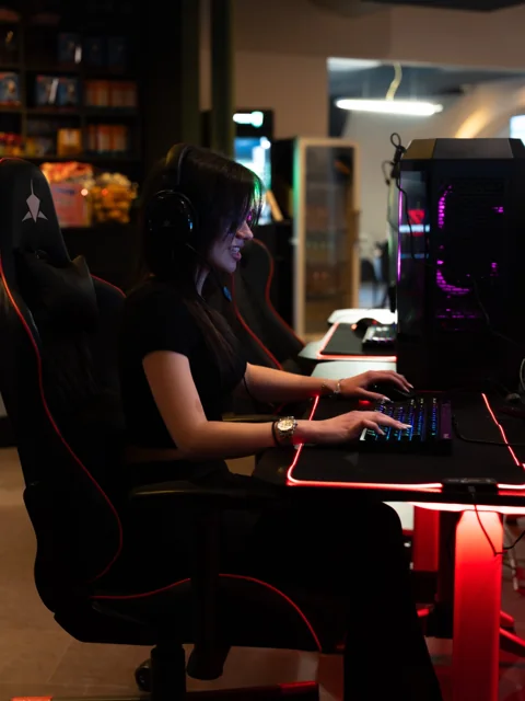 PC gaming s ekipom u Respawn Gaming Loungeu