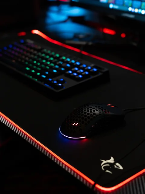 White Shark RGB tipkovnica, miš i gaming podloga