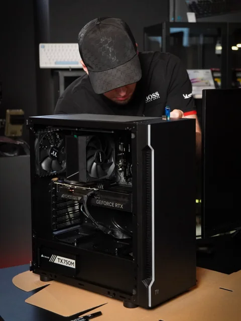 Sastavljanje gaming računala u Thermaltake kućištu